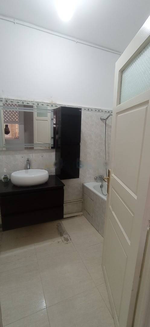 Location Appartement F4 El Achour