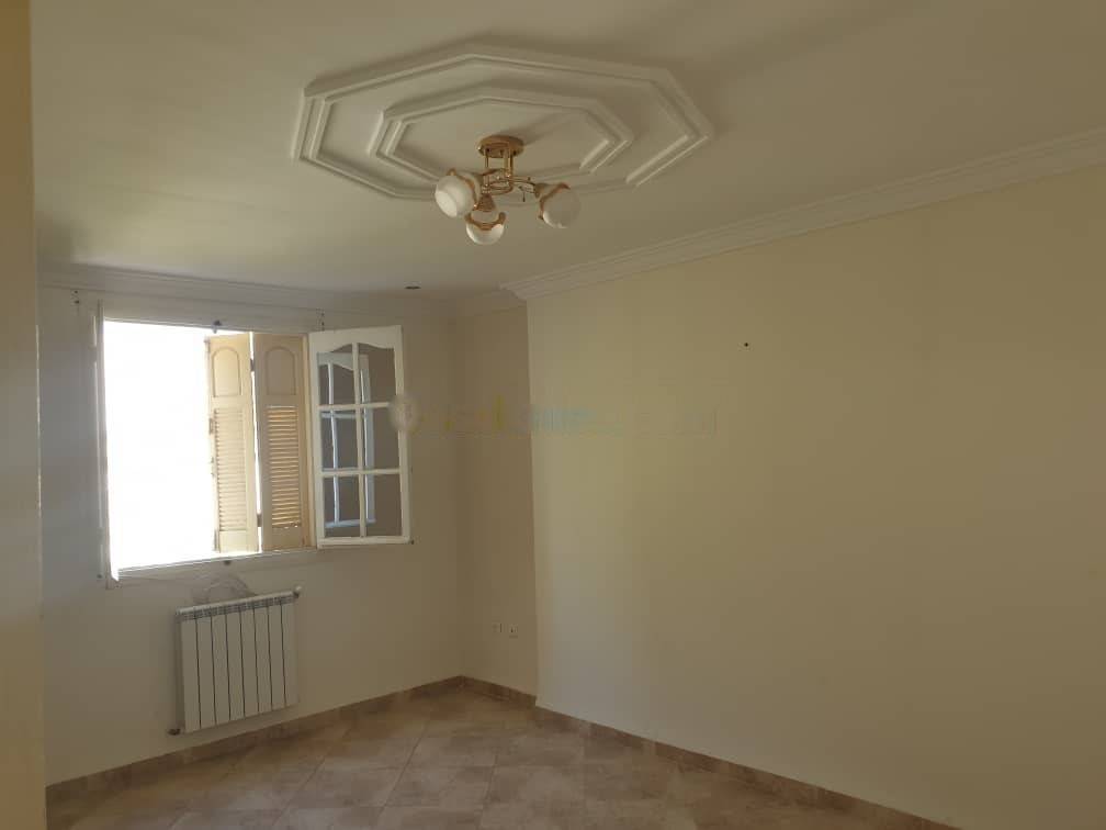 Location Appartement F4 Hydra