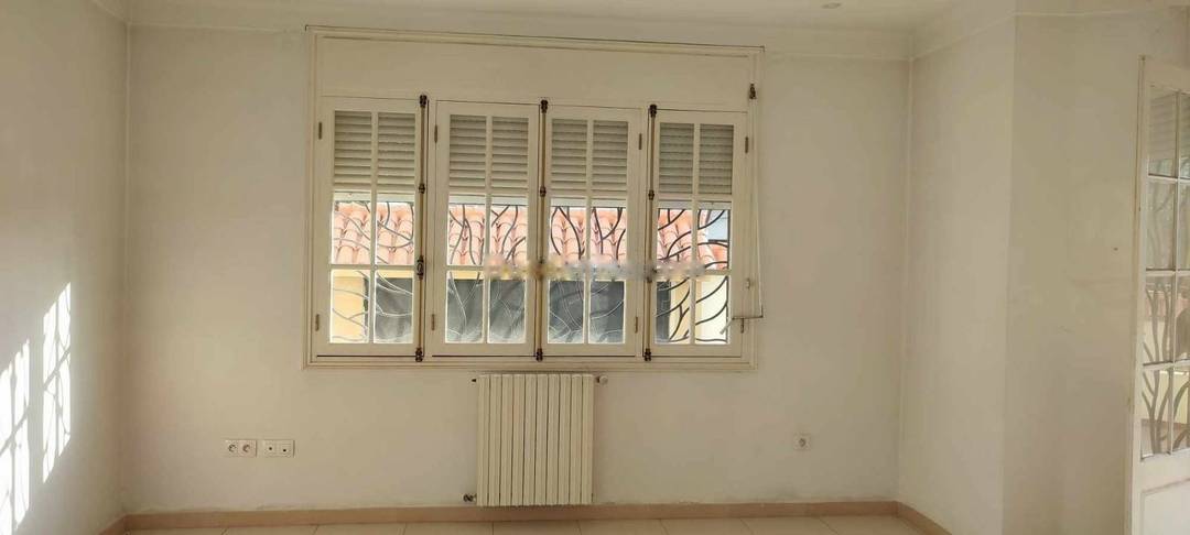 Location Niveau de villa F4 Birkhadem