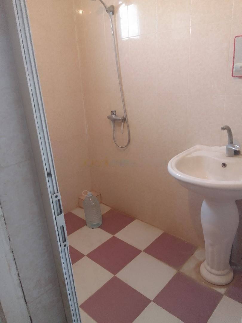 Location Niveau de villa F3 Reghaia