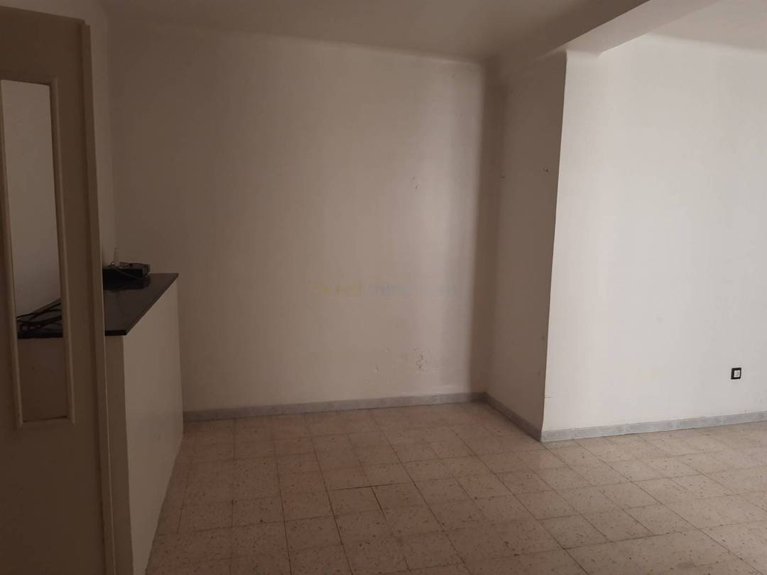 Location Appartement F3 Baba Hassen