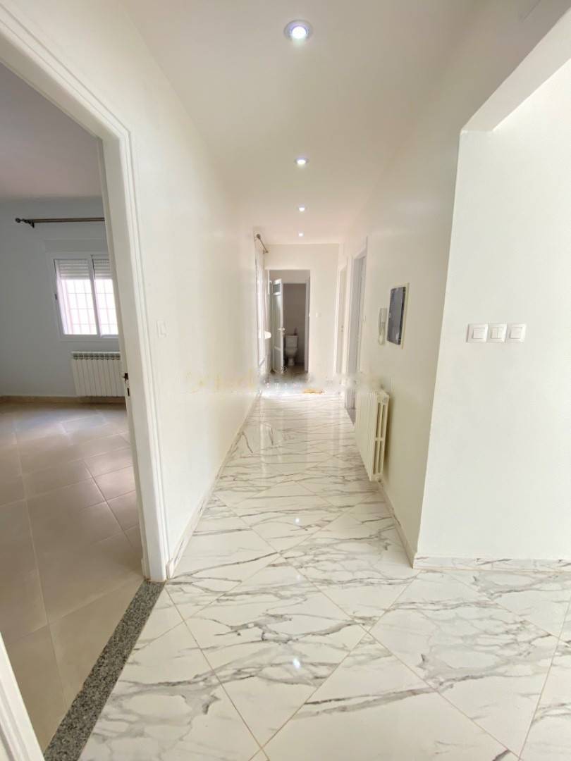 Location Appartement F3 Birkhadem