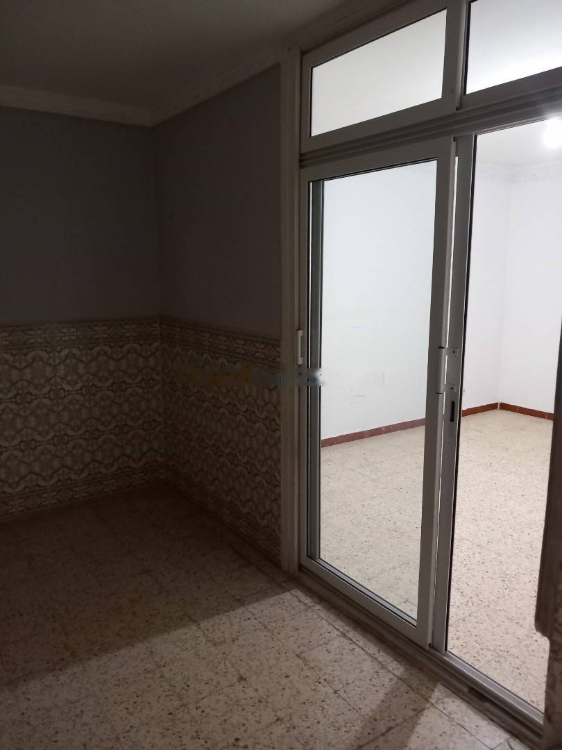 Location Appartement F2 Bab Ezzouar