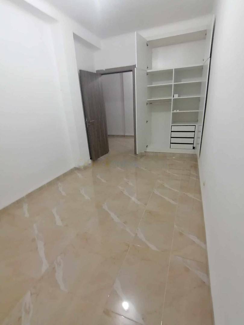 Location Appartement F4 Rahmania