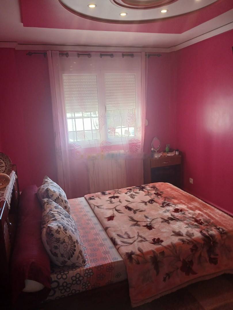 Location Appartement F2 Bouzareah