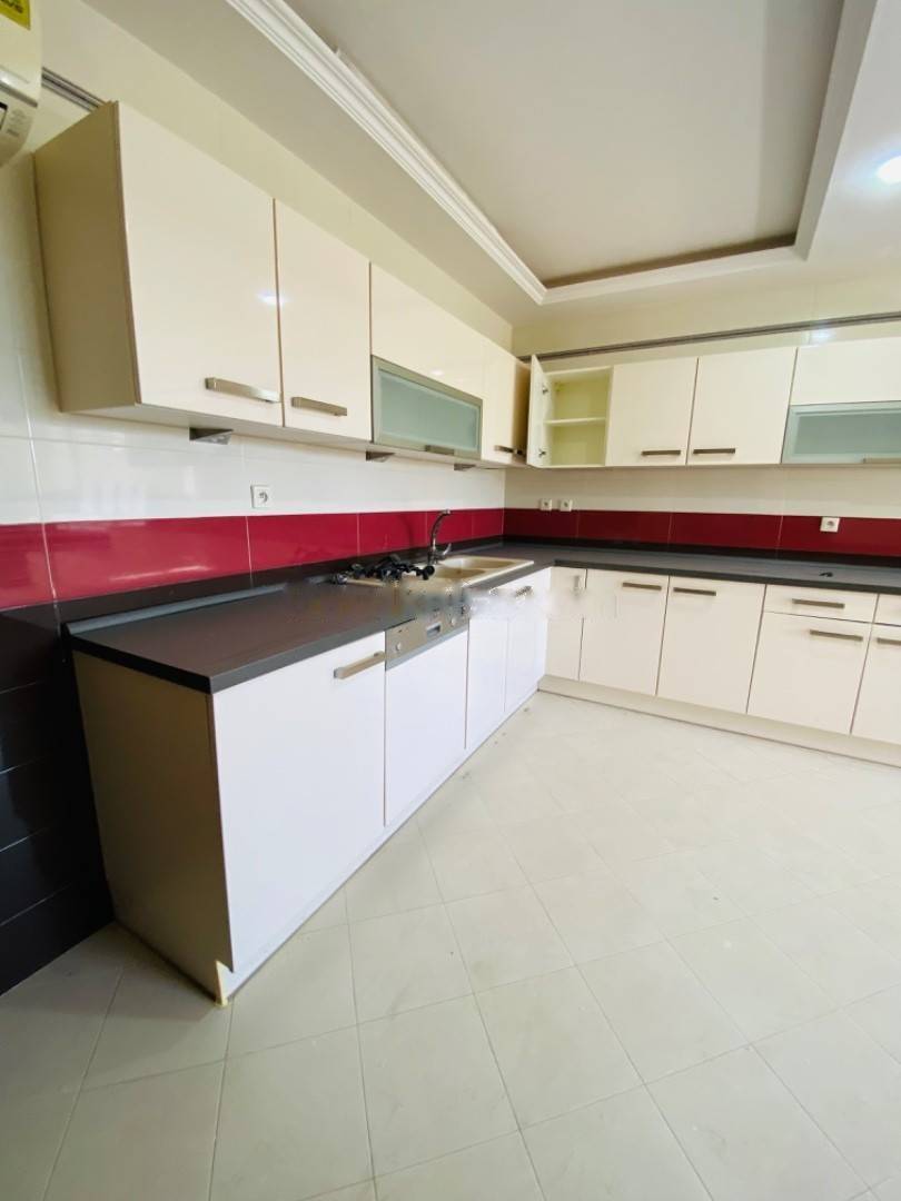 Location Appartement F4 Hydra