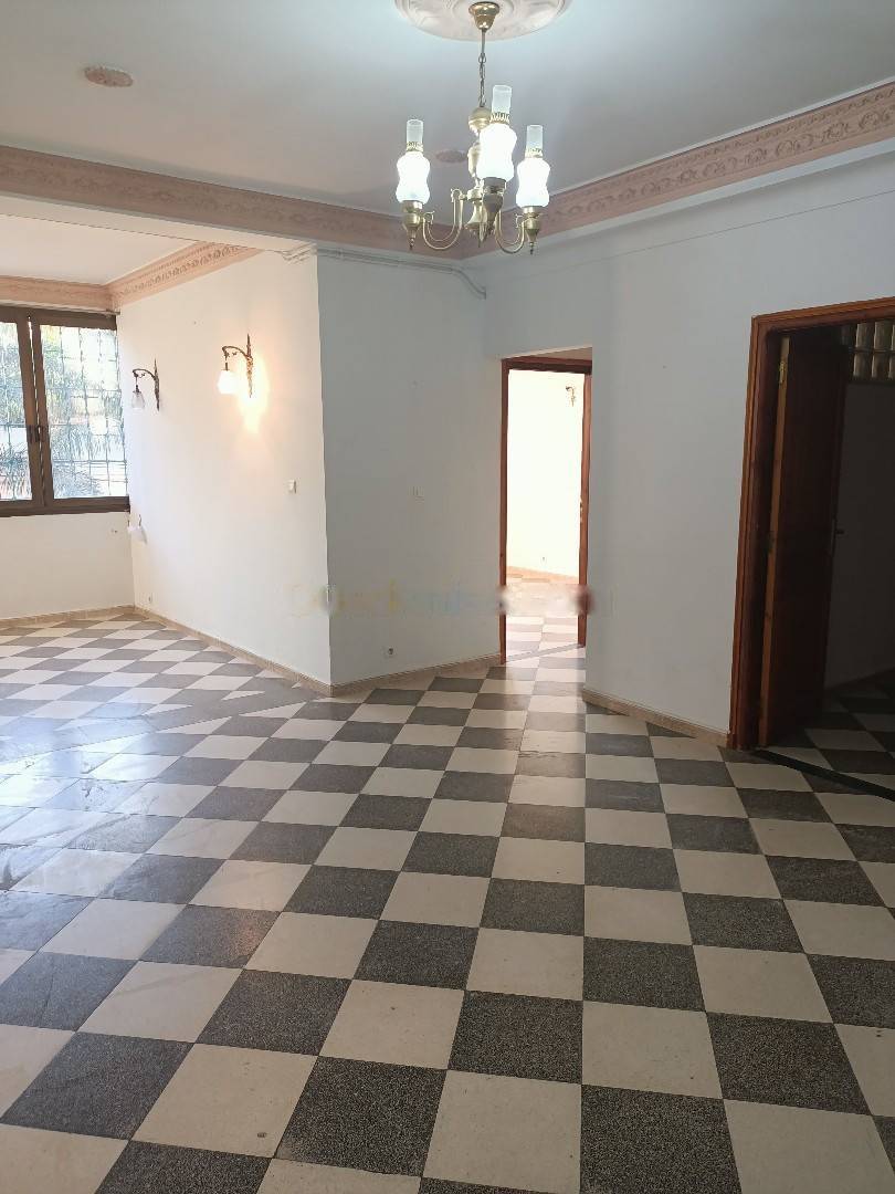 Location Niveau de villa F3 Birkhadem