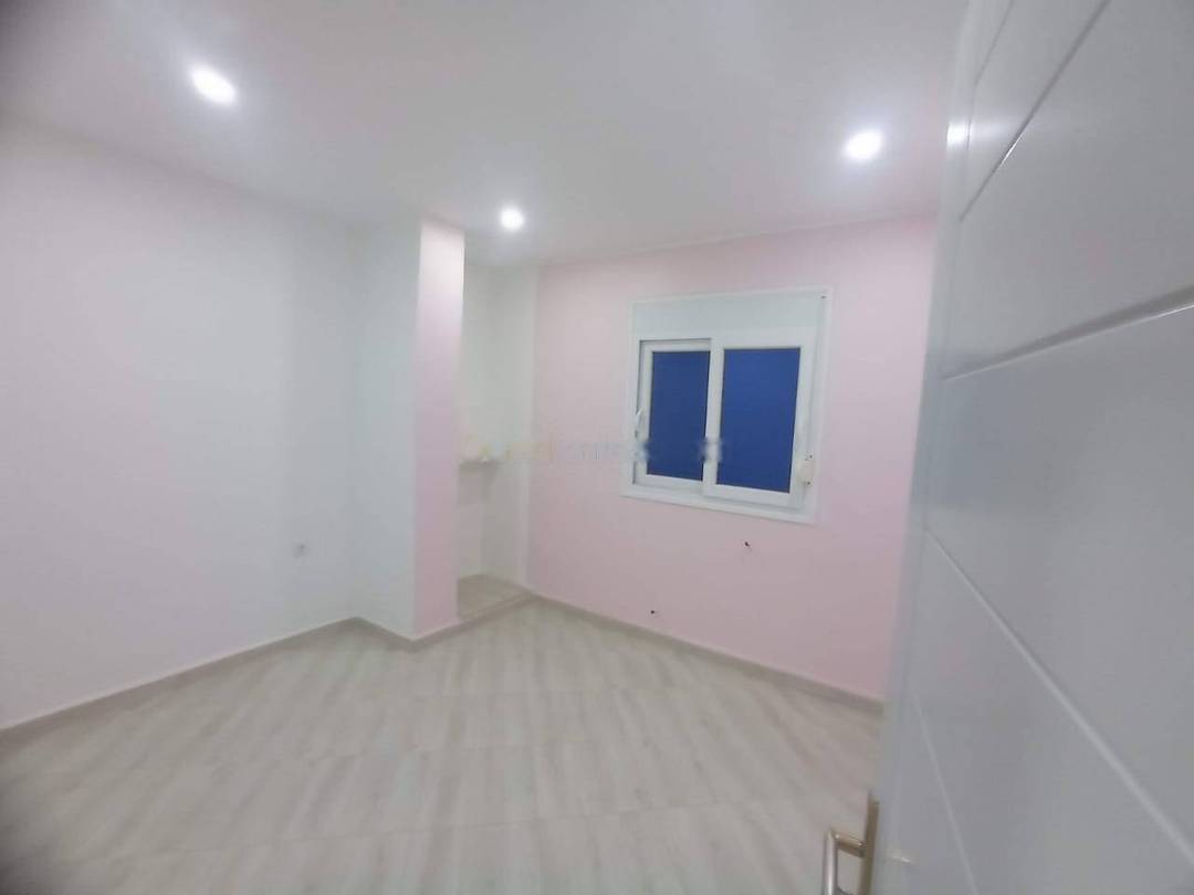 Location Niveau de villa F4 Bordj El Bahri