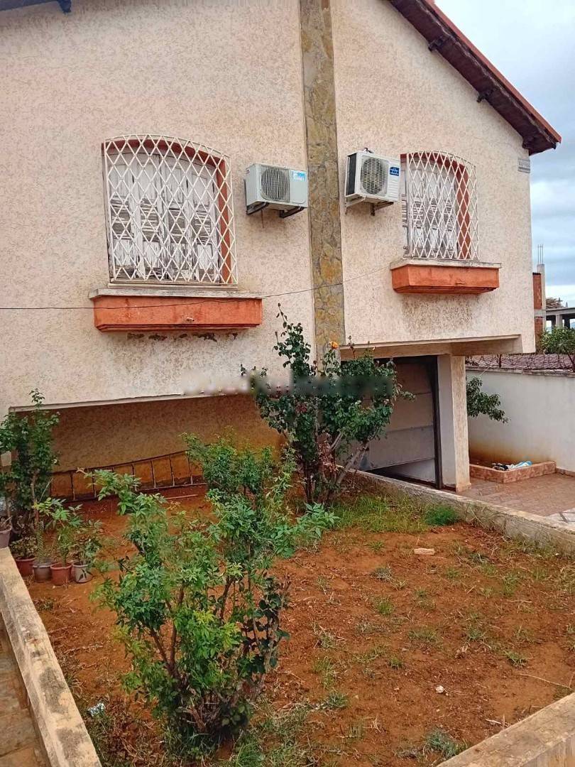 Location Villa F5 Saoula