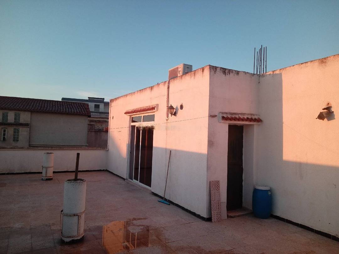 Location Appartement F4 El Achour