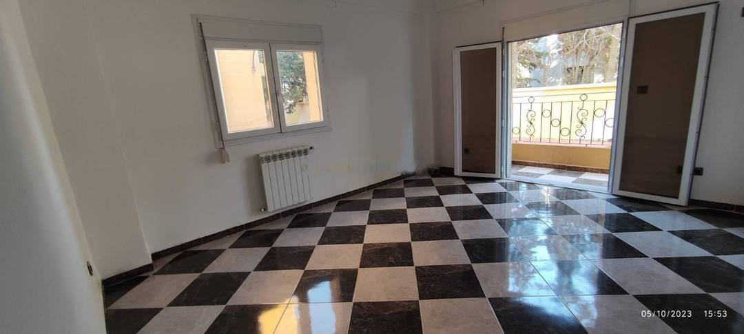 Location Appartement Souidania