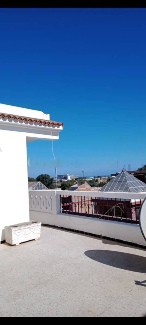 Vente Villa F8 Souidania