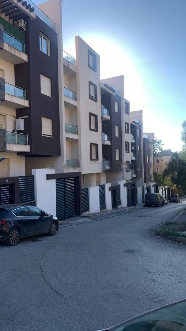 Location Appartement F04 Bouzareah