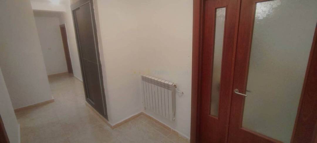 Location Appartement F4 Reghaia