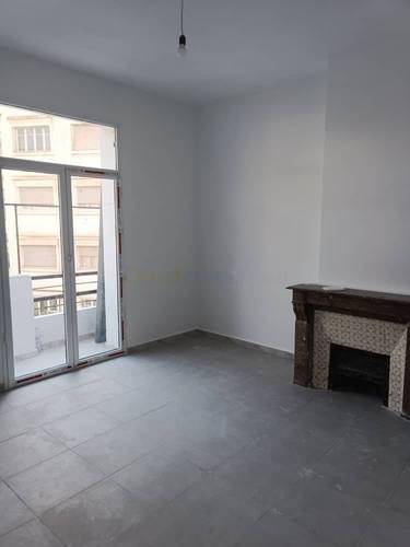 Location Appartement F3 Alger-Centre