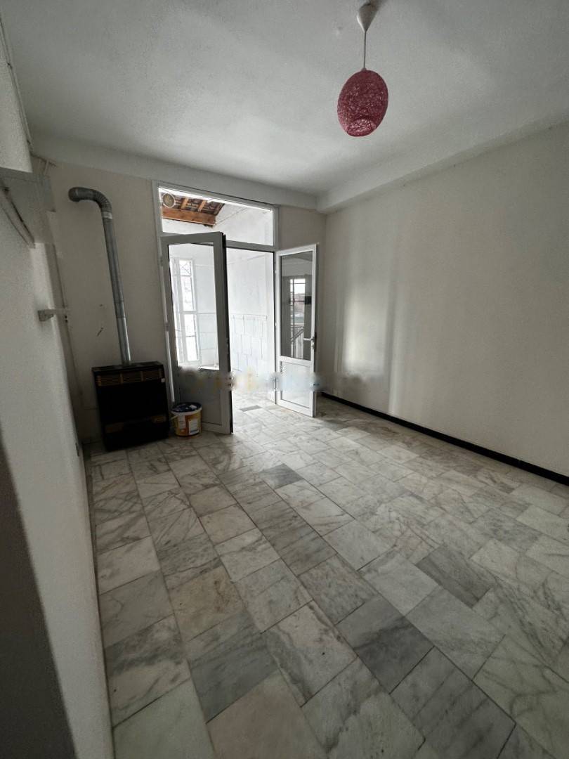 Location Niveau de villa F3 Kouba