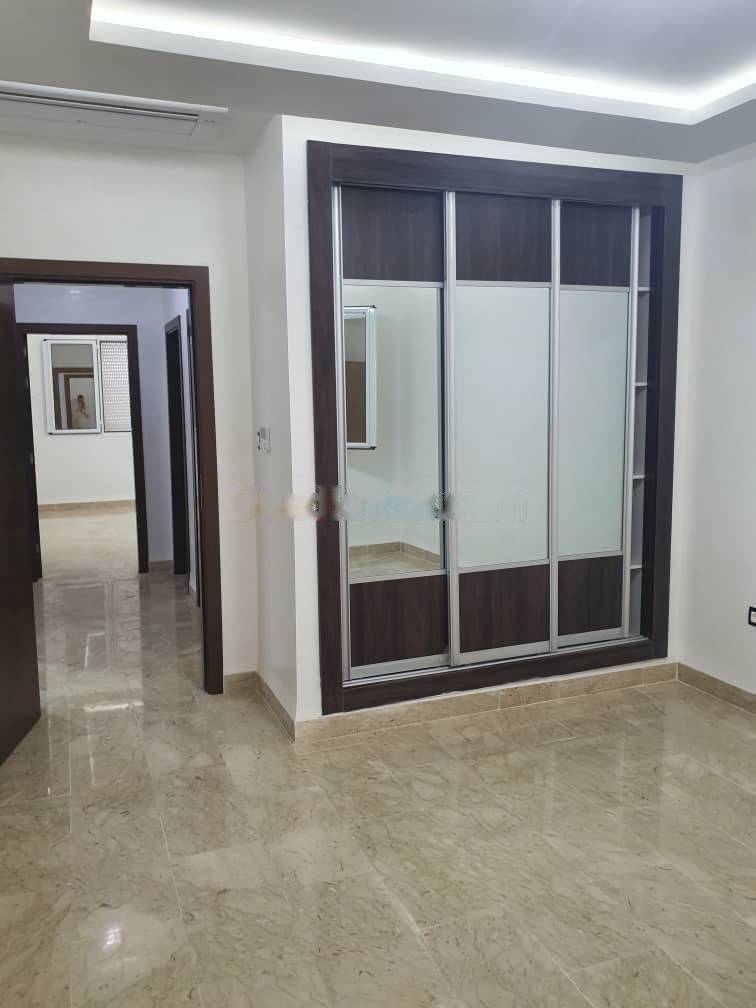Location Appartement F5 Dely Ibrahim