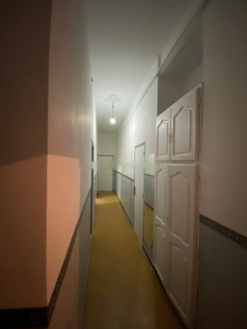 Location Appartement F3 Hussein Dey
