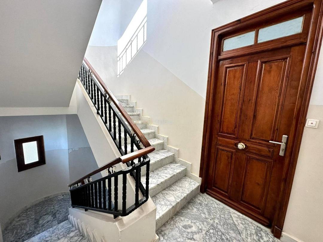 Location Niveau de villa F4 Ben Aknoun
