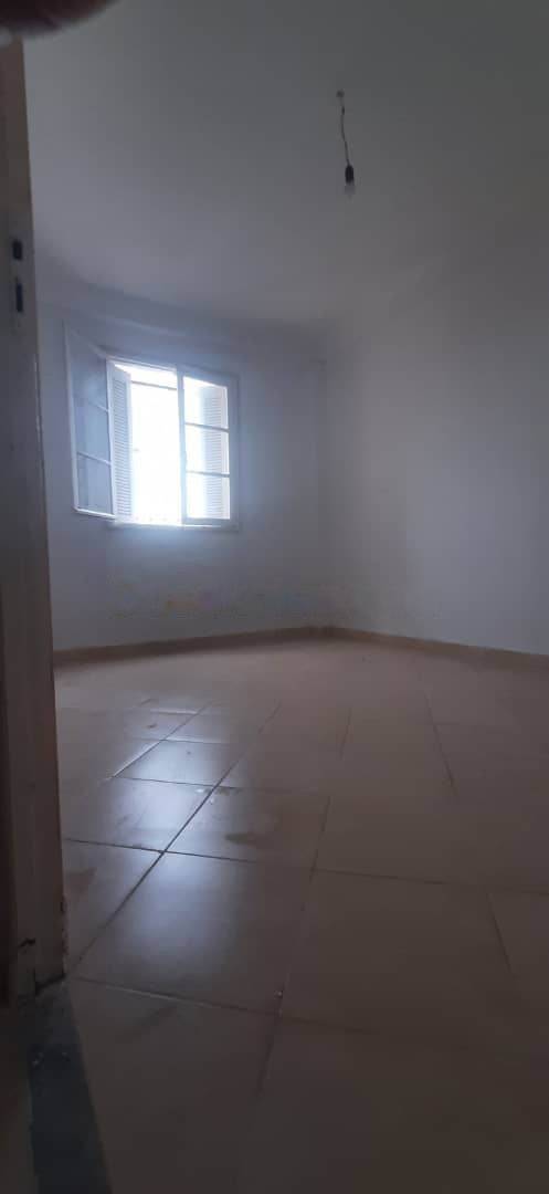 Vente Appartement F3 Saoula
