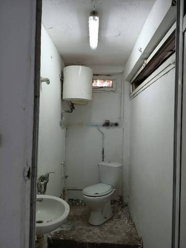 Vente Local F1 Oued Koriche