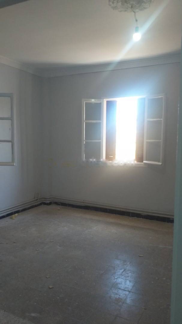 Location Appartement F4 Rouiba