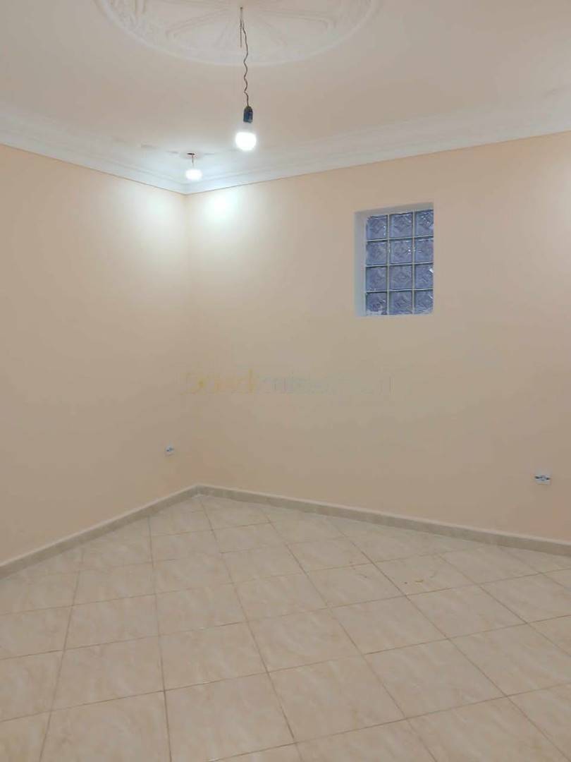 Location Appartement F4 Birkhadem