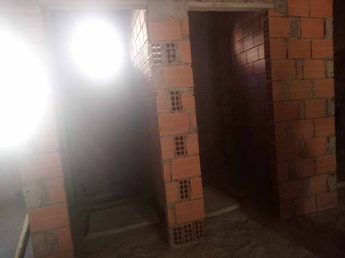 Location Local F1 Ain Benian