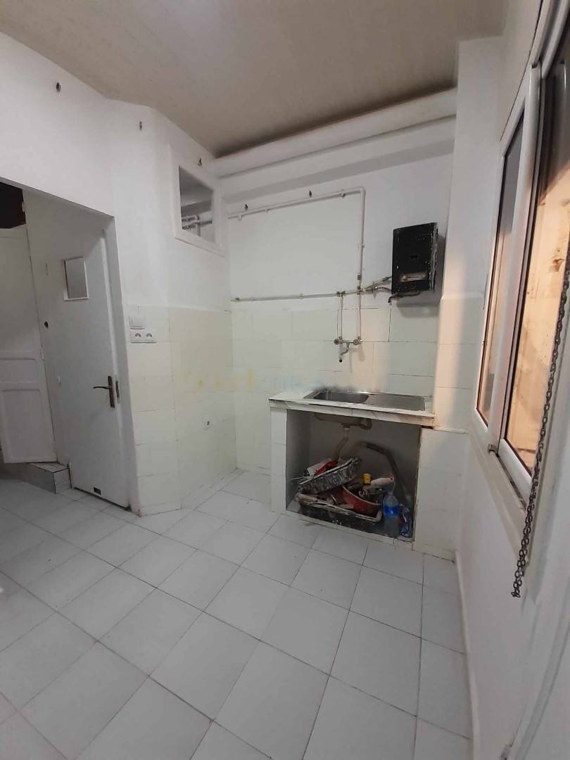 Location Appartement F1 El Biar