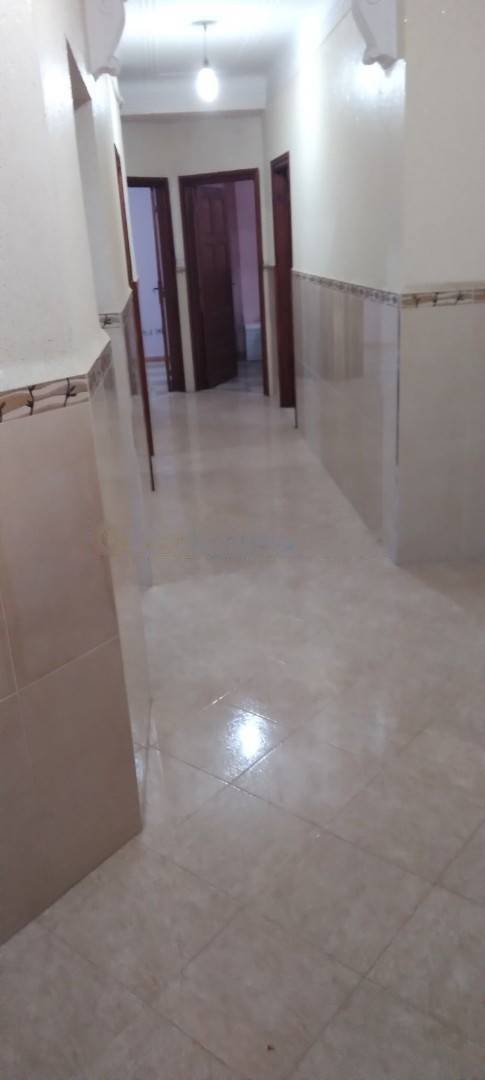 Location Appartement F4 Ain Taya