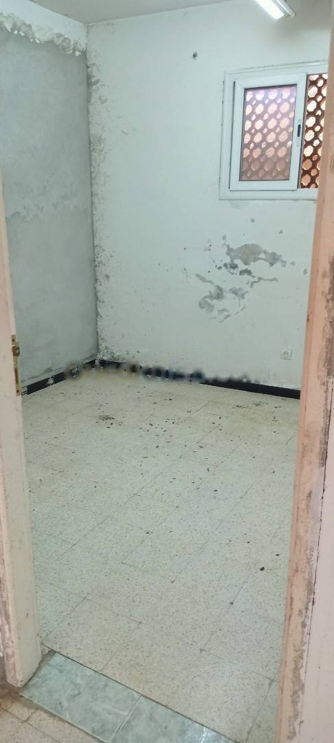 Location Niveau de villa F5 Ben Aknoun
