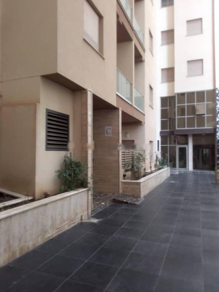 Location Appartement F4 Bir Mourad Rais