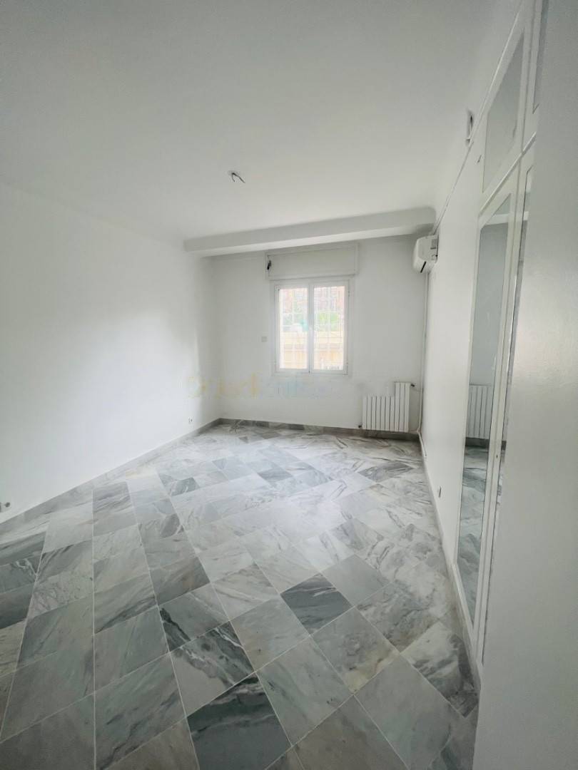 Location Appartement F6 Hydra