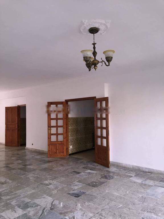 Location Niveau de villa F5 Cheraga