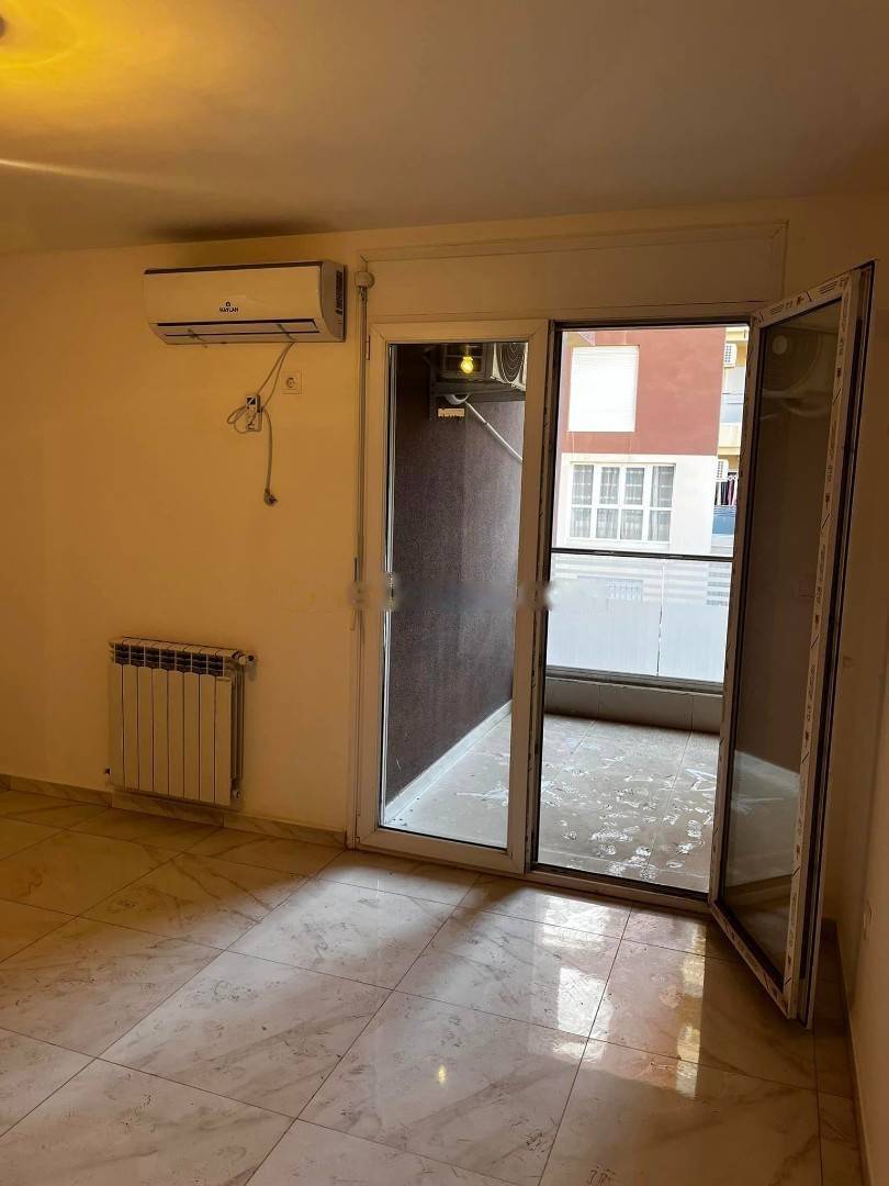 Location Appartement F4 El Achour