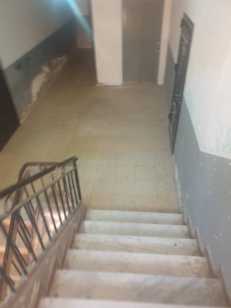 Location Appartement F3 Bordj El Bahri