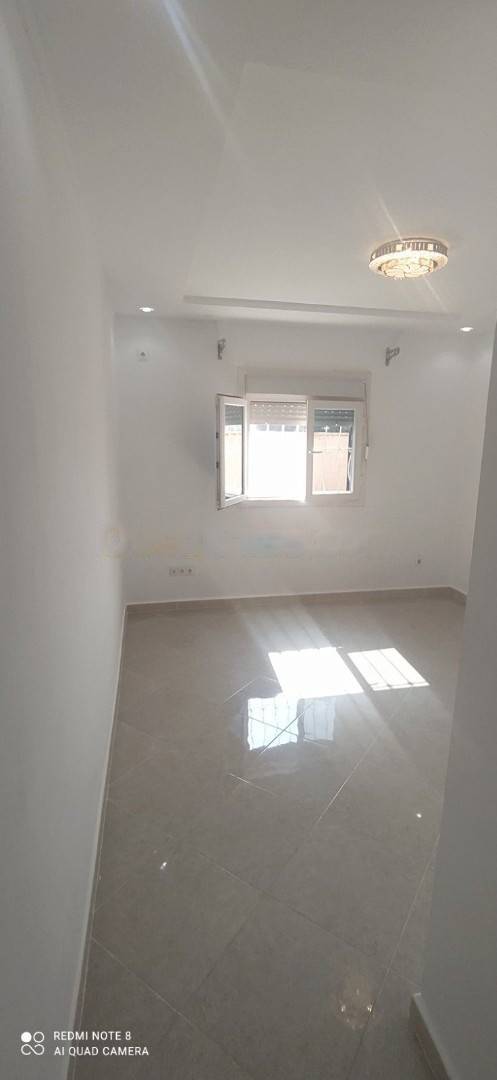 Location Appartement F4 Bab Ezzouar