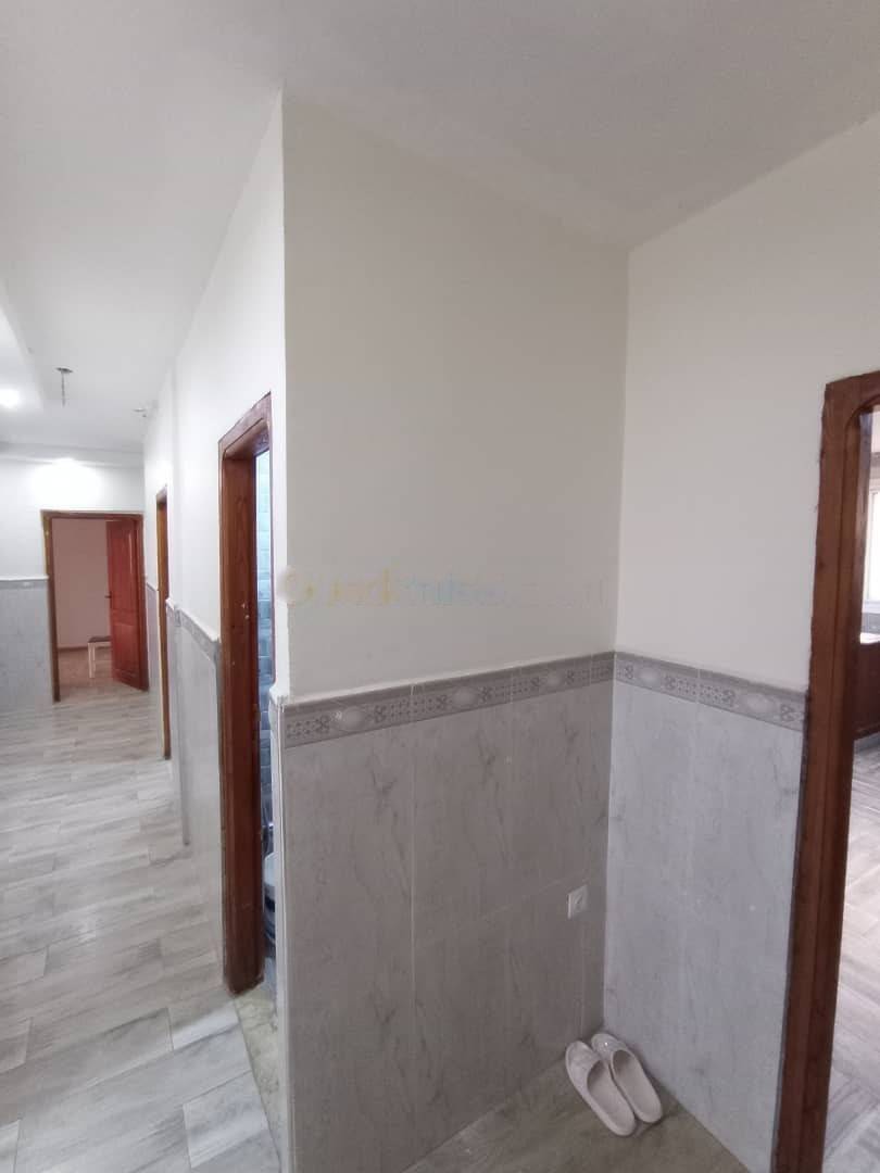 Location Appartement F5 Bab Ezzouar