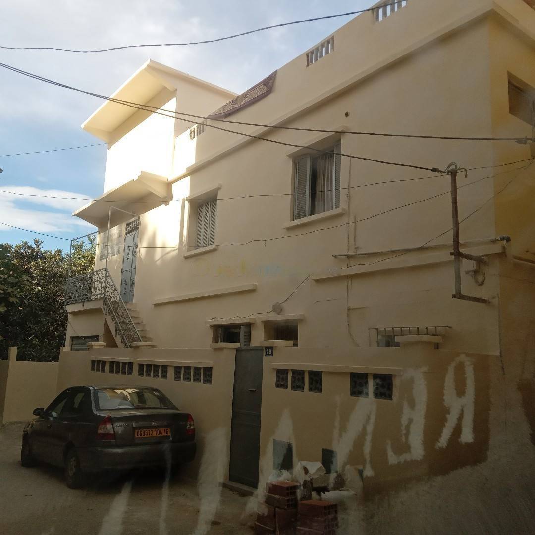 Location Niveau de villa Bouzareah