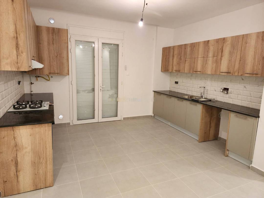 Vente Appartement F4 Bouzareah