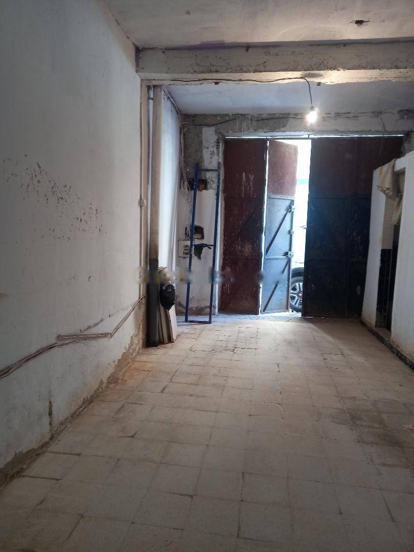 Location Local F1 Djasr Kasentina