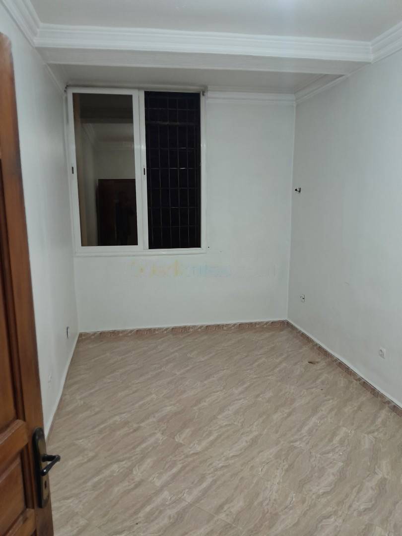 Location Appartement F3 Kouba