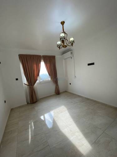 Location Appartement F4 El Achour