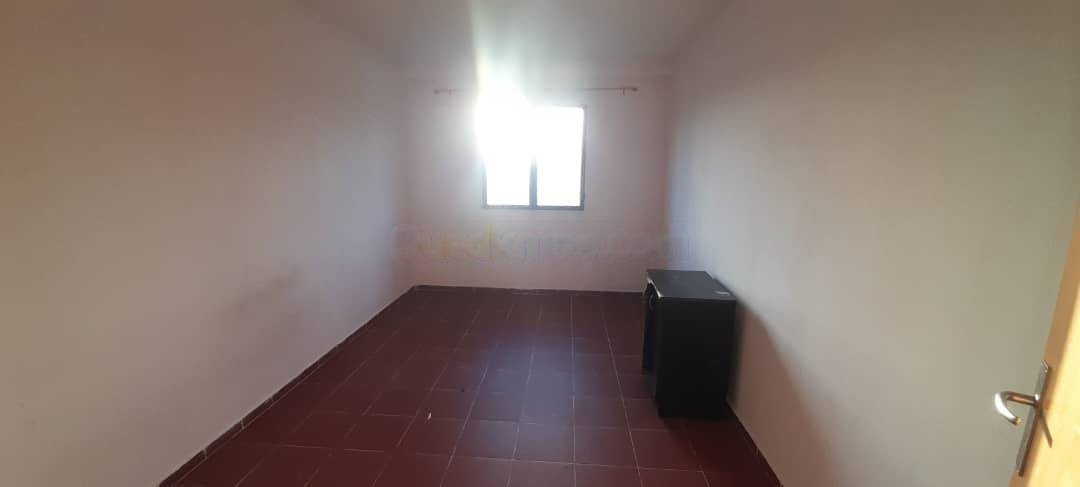 Location Appartement F3 Dely Ibrahim