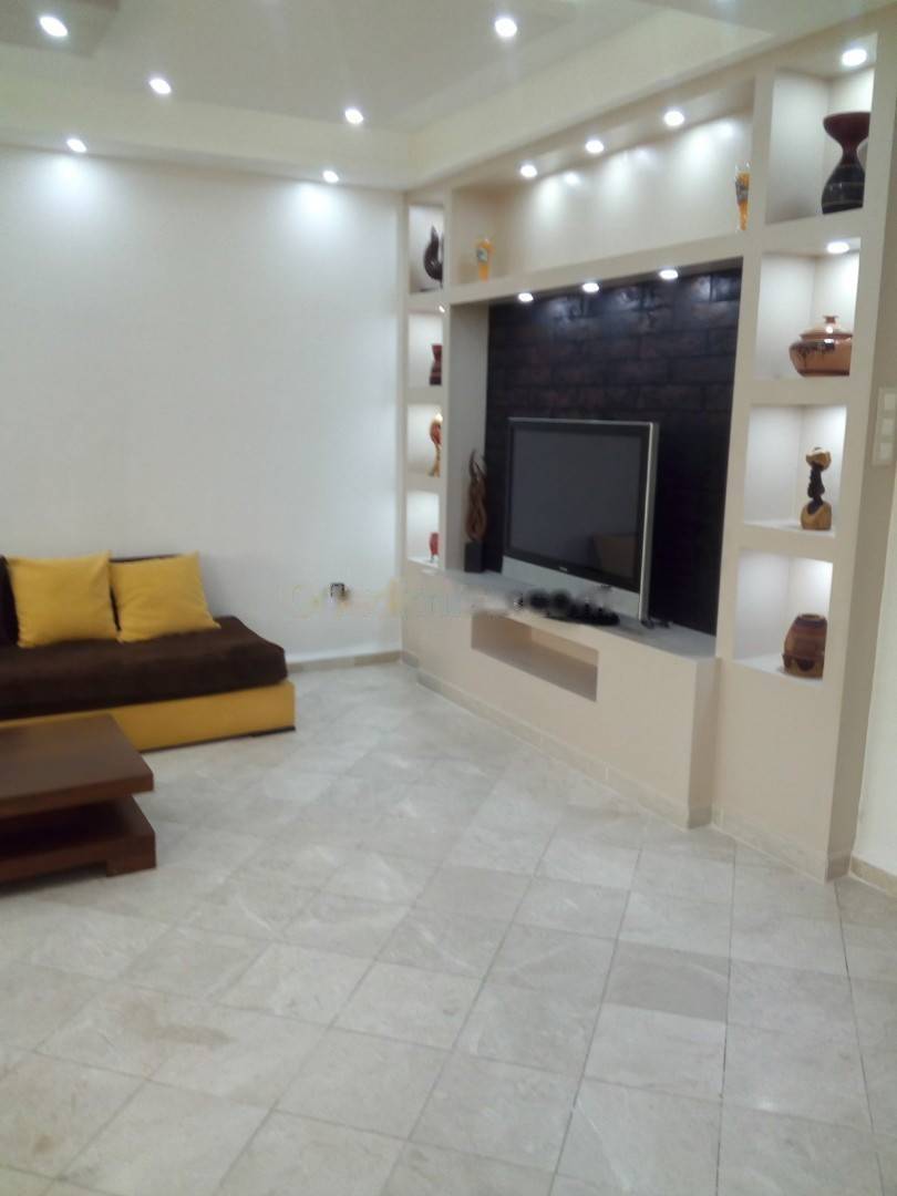 Location Appartement F4 Bir Mourad Rais