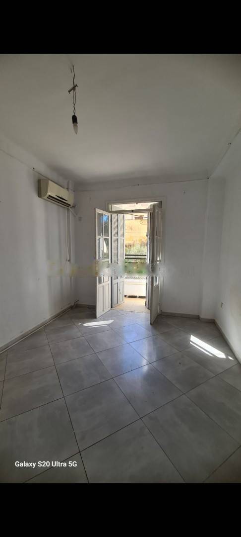 Location Appartement F3 Souidania