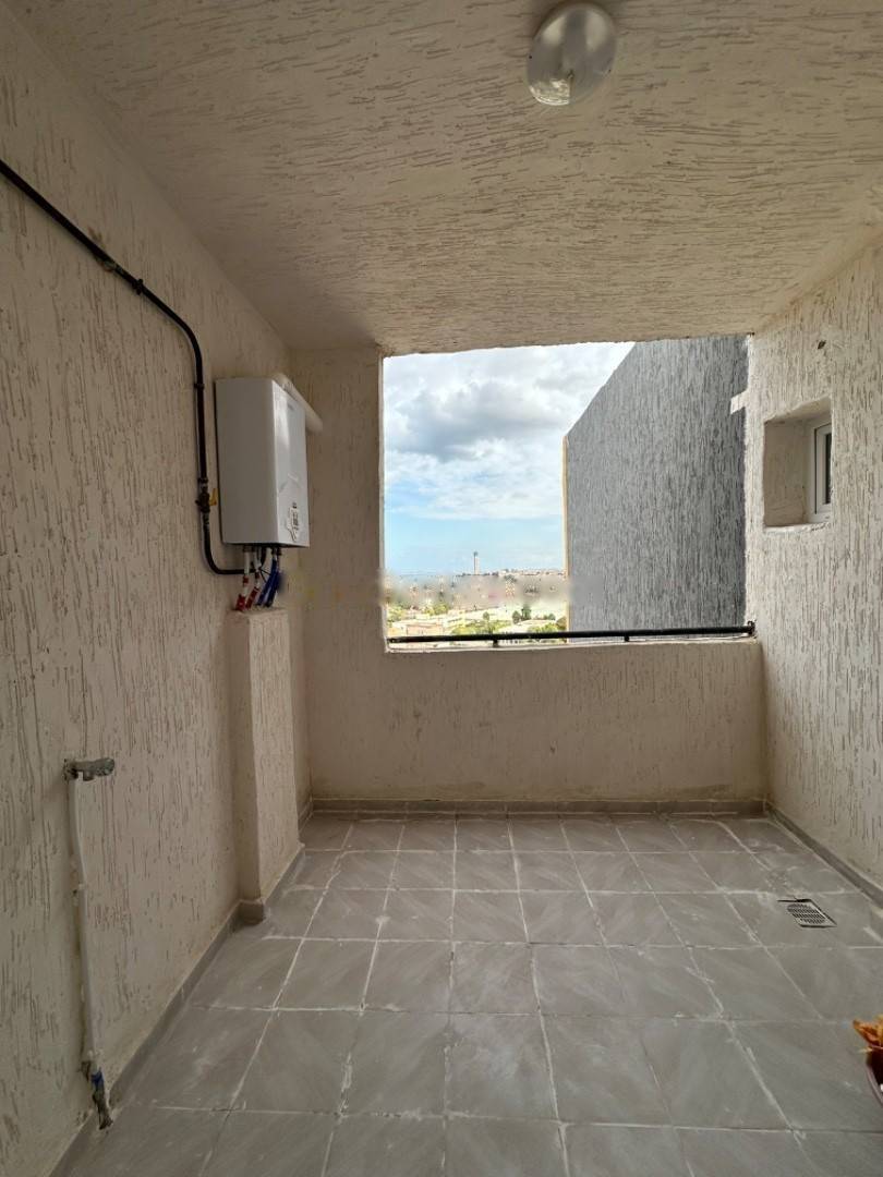 Location Appartement F4 Kouba