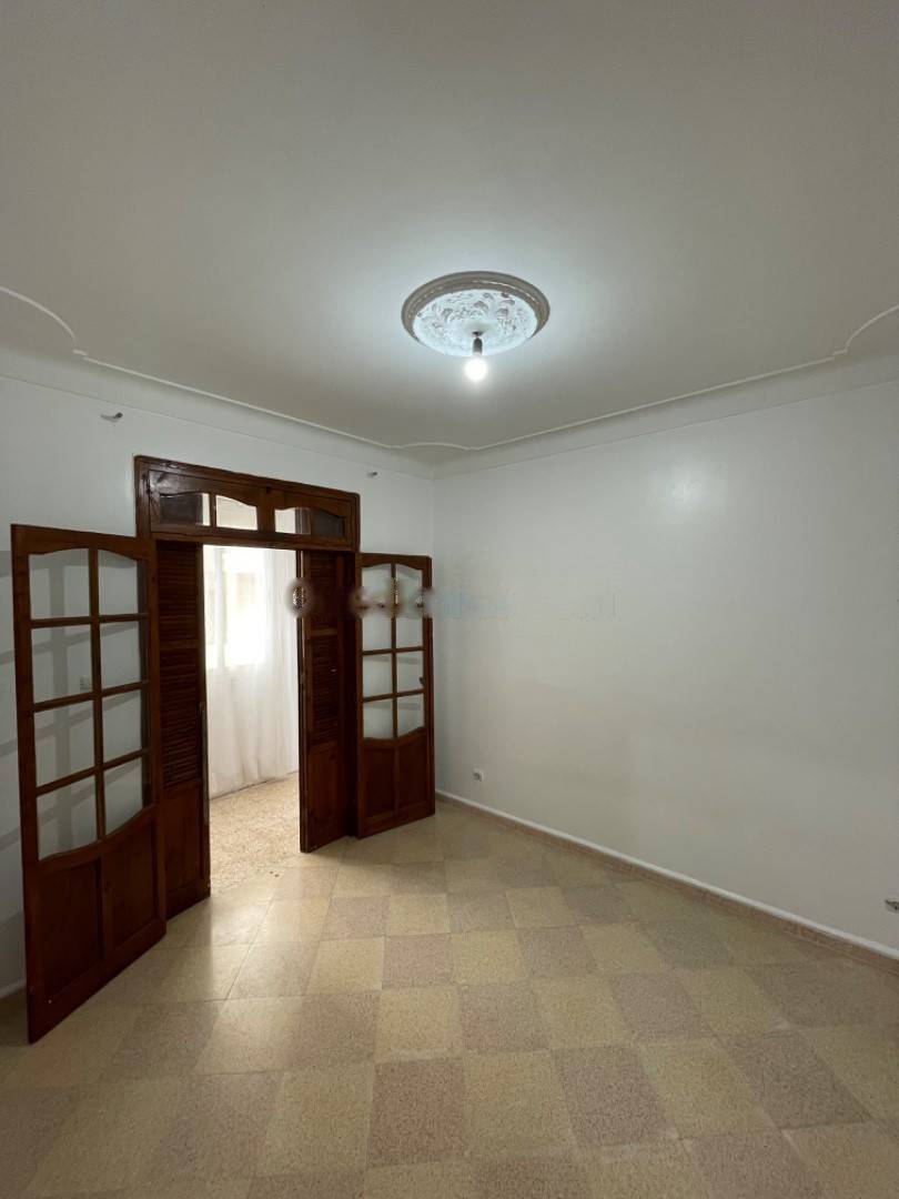 Location Niveau de villa F4 El Achour