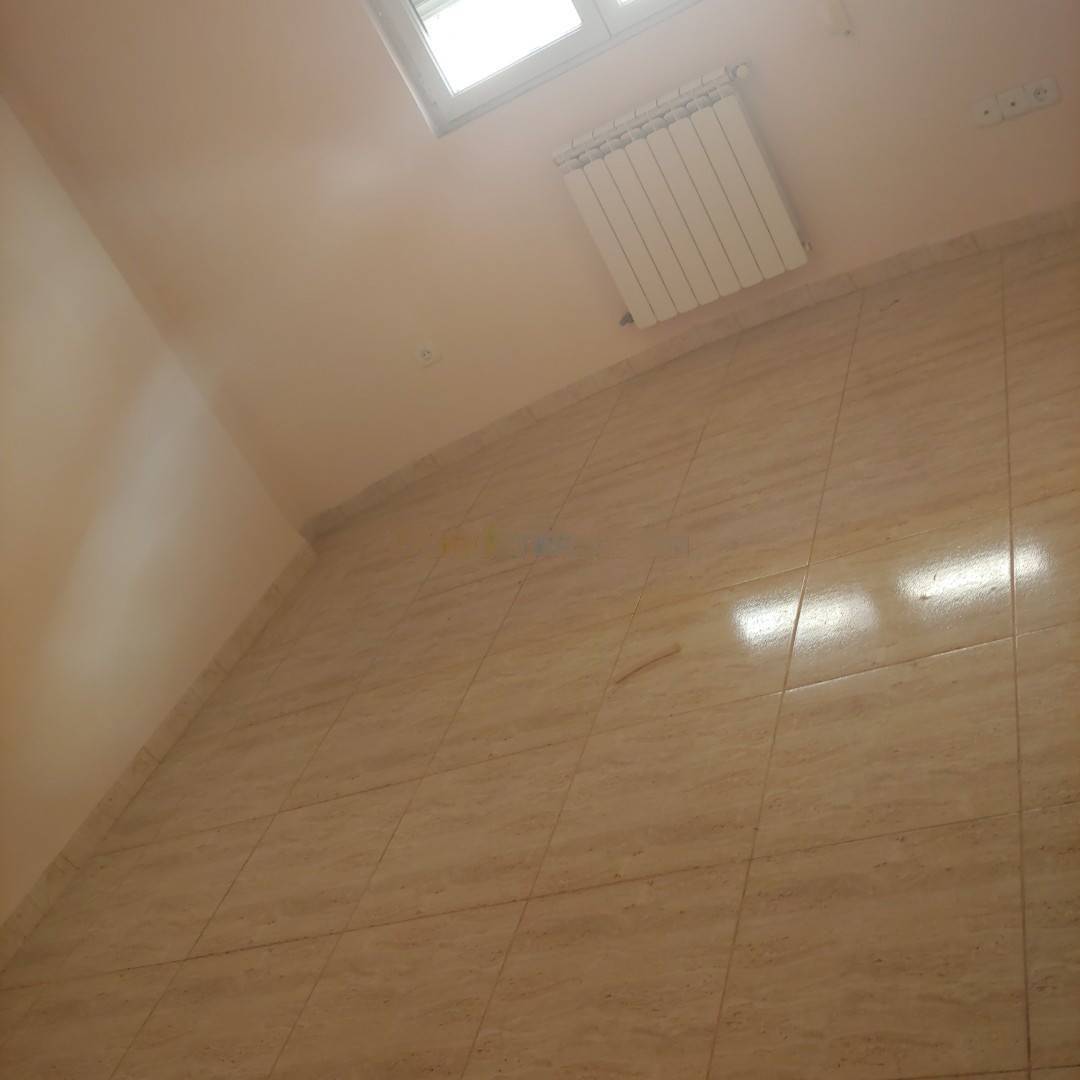 Location Appartement F3 Souidania