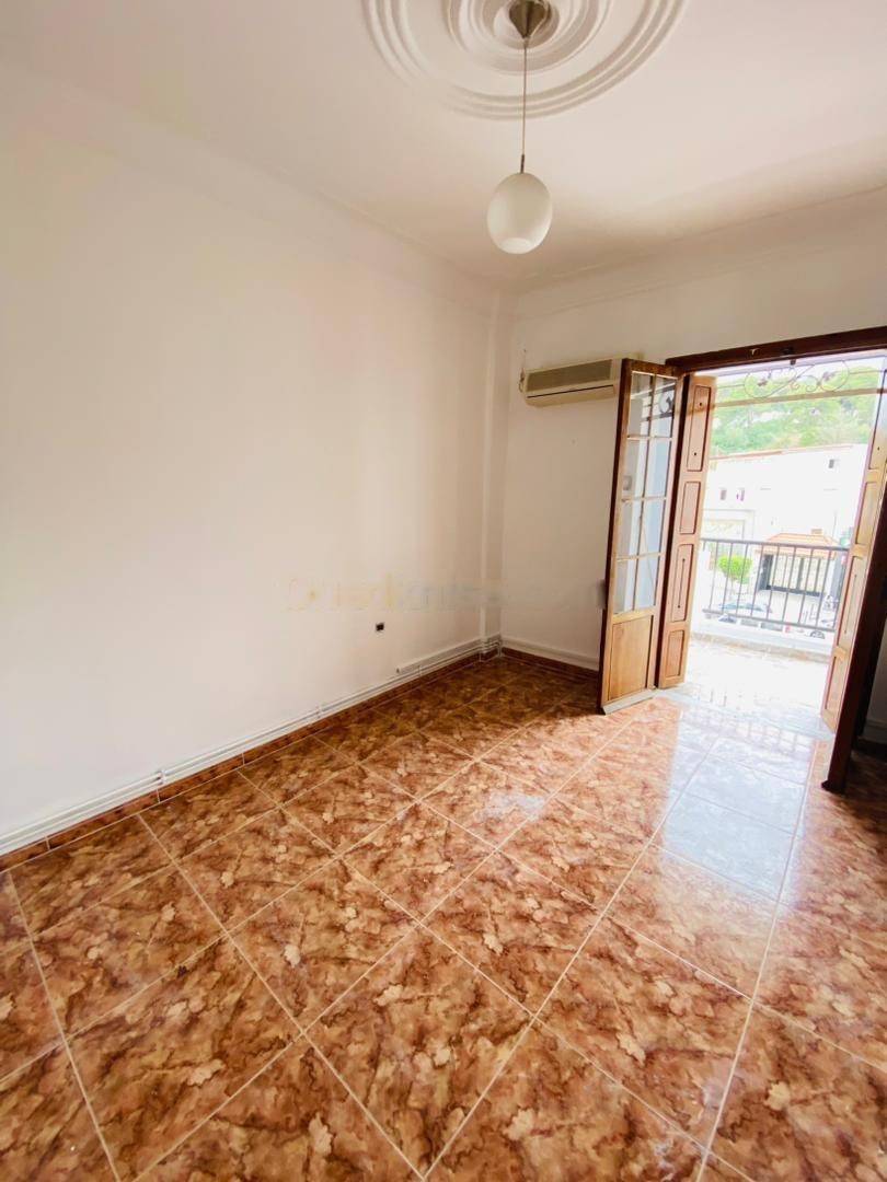 Location Appartement F5 Hydra